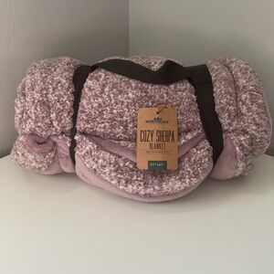 Cozy Sherpa Blanket